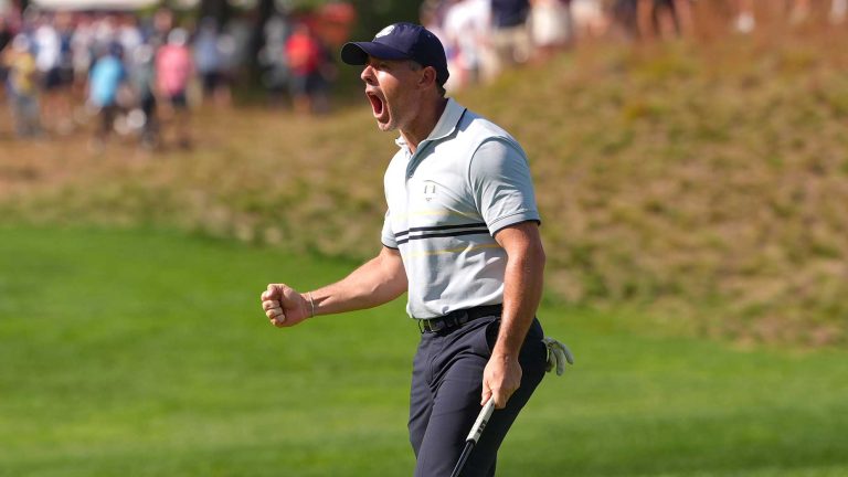 Friday's biggest hero, biggest dud from Bethpage