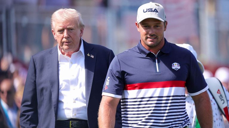 President Trump’s Ryder Cup visit provides jolt to patriotism-heavy event President Trump’s Ryder Cup visit provides jolt to patriotism-heavy event