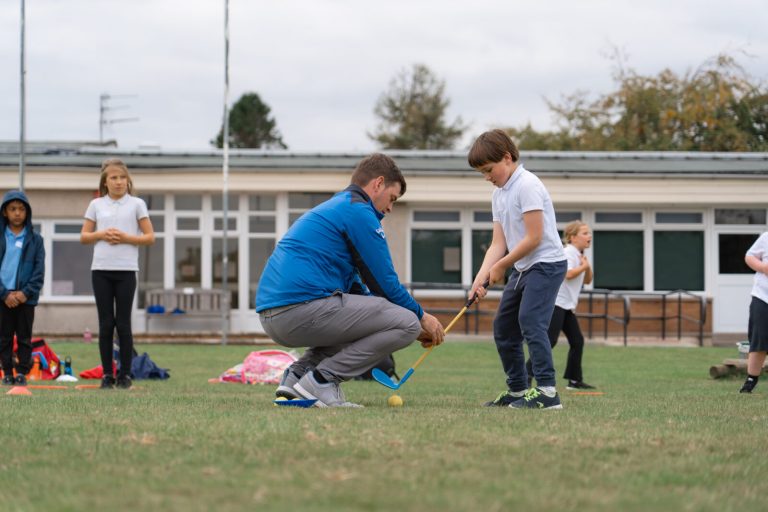 Craig Jackman, Golf Instructor at St Andrews Links Golf Academy, hosting session at Cannongate Primary