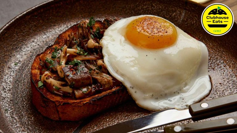 The keys to making savory, open-faced toast from scratch The keys to making savory, open-faced toast from scratch