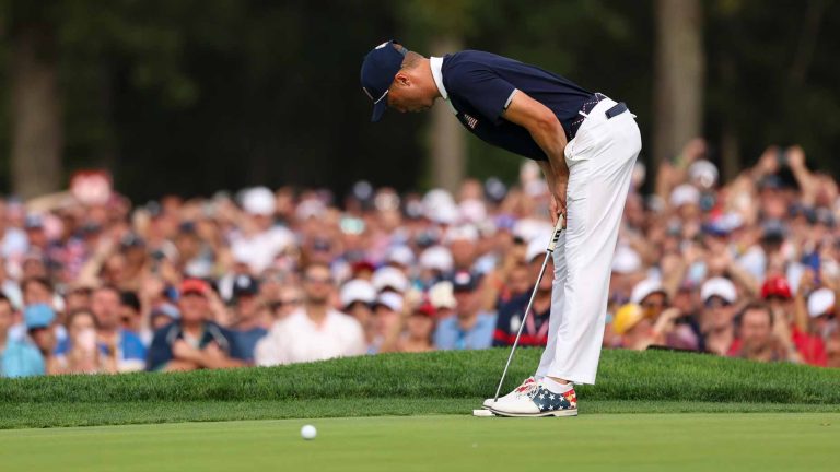 Justin Thomas says greens crew ‘fought with’ U.S. Ryder Cup team Justin Thomas says greens crew 'fought with' U.S. Ryder Cup team