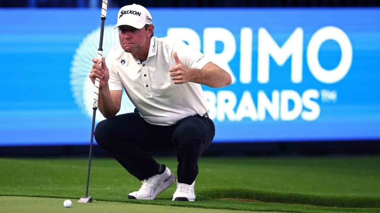 My golf turns 35 and a major winner’s signature gesture