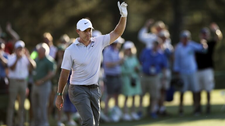 Brilliant McIlroy surge leaves Aussies trailing at the Masters - News