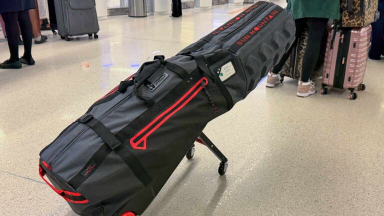 Sunlight Mountain range took my beloved luggage as well as created it also a lot better Sun Mountain took my favorite travel bag and made it even better